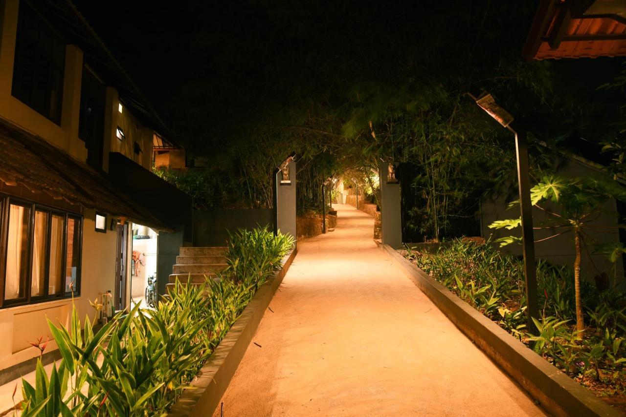 Wayanad Village Resort Koroth Exterior photo